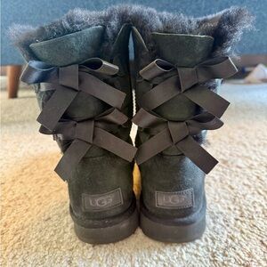 UGG Bailey Bow Black Mid-Calf Boots – Women’s Size 7